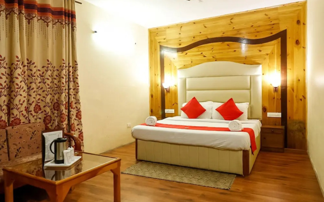 Neha Palace by OYO Rooms