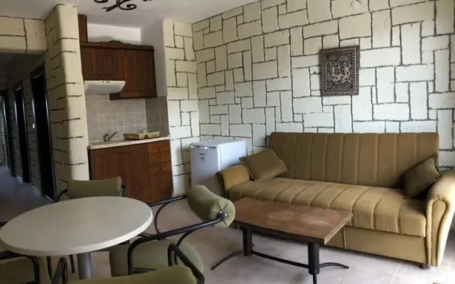 Babylon Gardens Apart Hotel