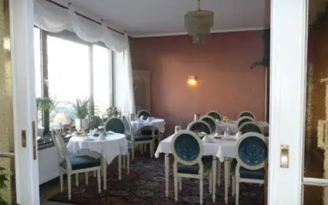 Hotel Grünewald chs