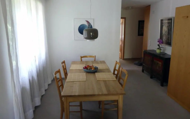 Arosa Brueggli B02