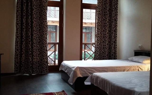 Devon Hotel