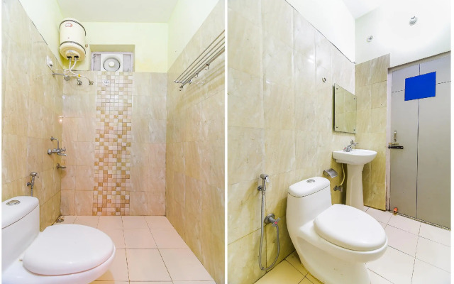 OYO Flagship 5175 Hotel Rama Blue Point