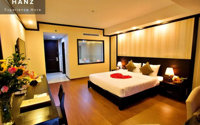 S79 Top Hotel