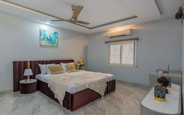 ELIVAAS Enchantia 6 BHK Farmhouse