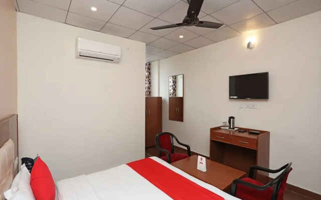 Bhagwati Palace Guest House By OYO Rooms