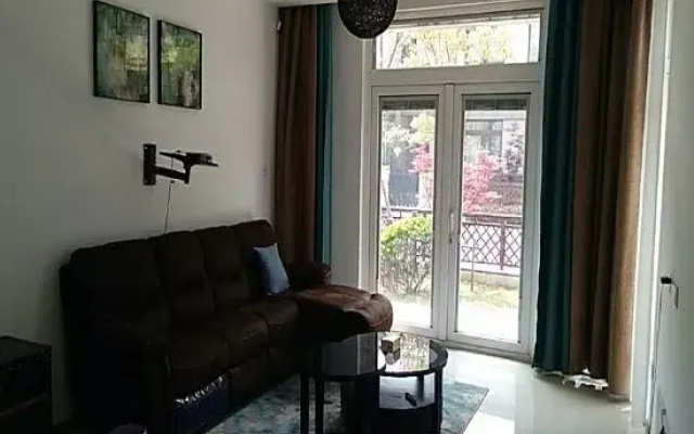 Pinglanwang Hostel