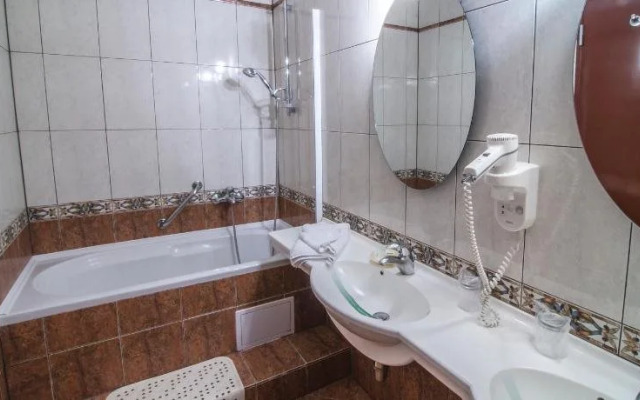 Marami Hotel