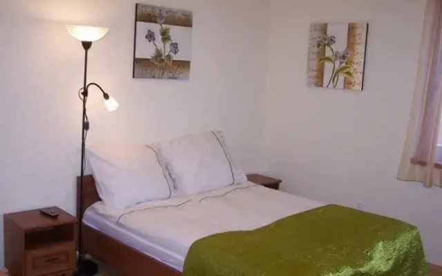 Gyöngy Apartman