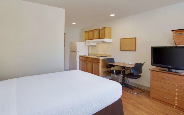 Studio 6 Extended Stay Birmingham Pelham  AL