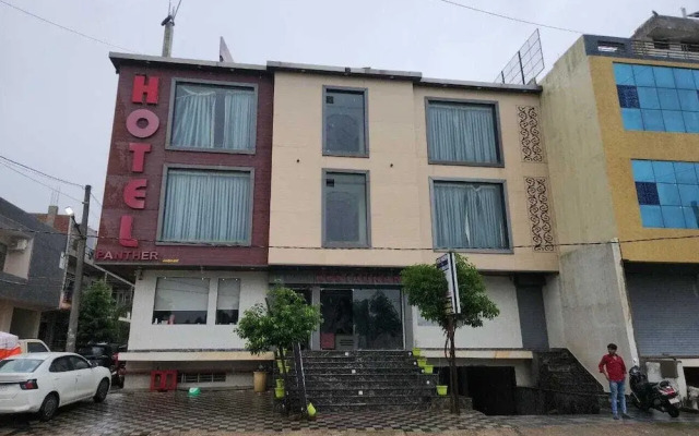 Hotel Panther