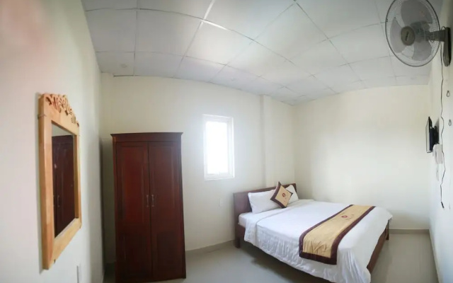 An An Hotel
