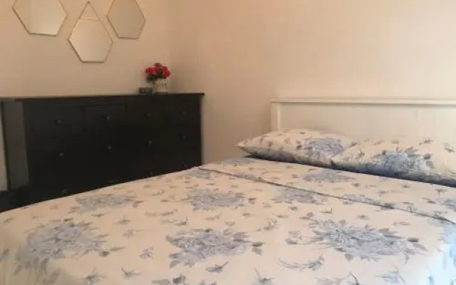110 sqm Luxury Apartment On The Sea