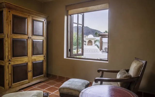 FN246-Loreto Bay-Casa Reynoso