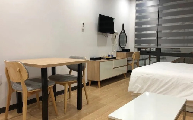 Acadia Studio Apartment