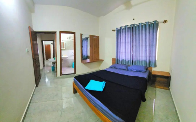 Upgraded 2 Bed 2 Bath w Living and Kitchen