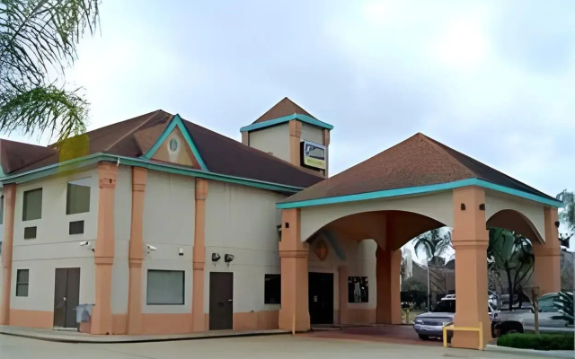 Scottish Inn & Suites - Hobby Airport