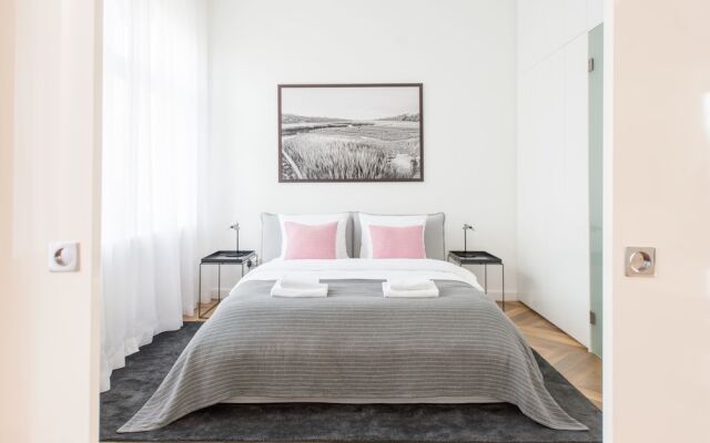 Апартаменты Oasis Apartments - Broadway I комната для гостей