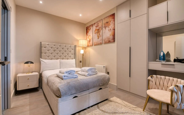 Luxury Designer Apartment