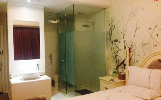 Chonpines Hotel (Shijiazhuang TV Wanda store)
