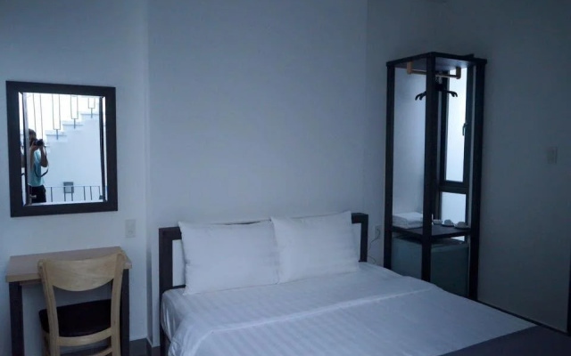 Lux Hotel