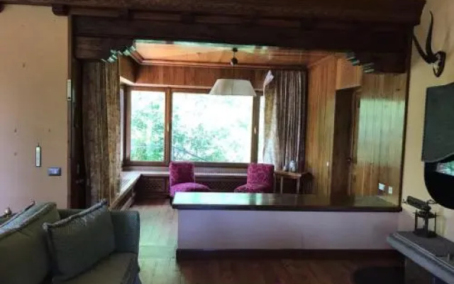 The Club Guest House