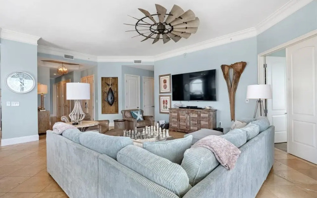 Indigo East 2104 Penthouse