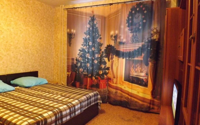 Na Bolshoy Akademicheskoy Apartment