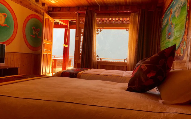 Tibet Guset House Tiger Leaping Gorge Shangrila