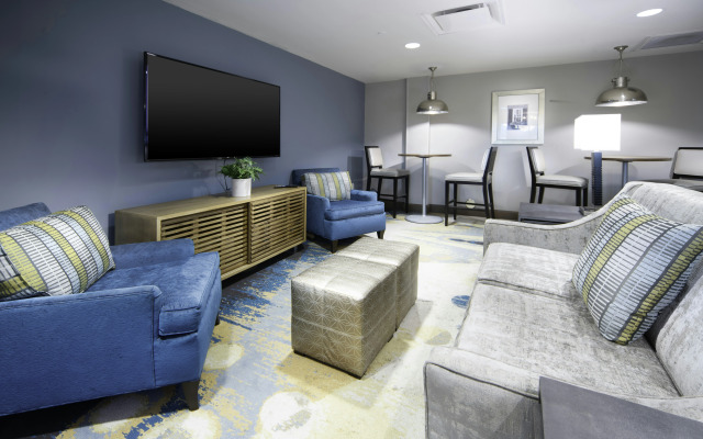 Staybridge Suites Summerville by IHG