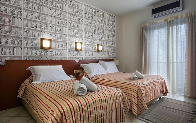 City Life Port Hotel