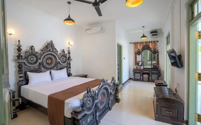 Amara Chairmans Bungalow