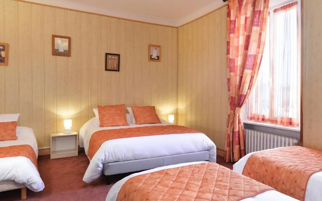 Logis Hotels Restaurant Le Dauphin