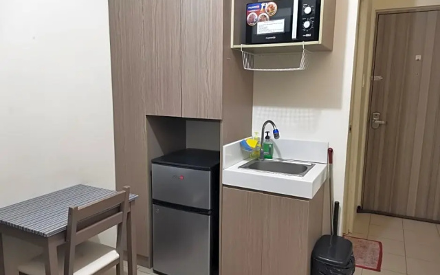 Mack's Awesome Place 24 with Netflix and FastUnliwifi