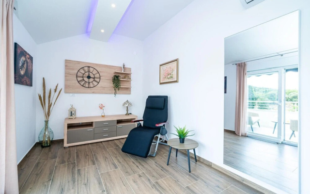Amazing Apartment in Zaton Veliki With Wifi and 4 Bedrooms