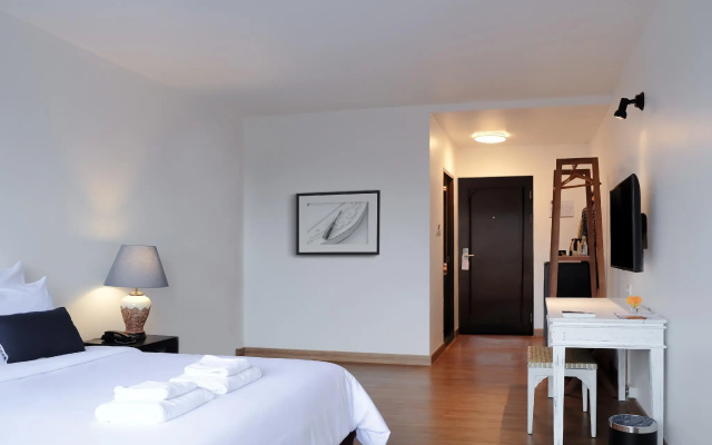 La Mai Hotel