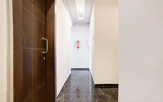 OYO 82374 Hotel S9