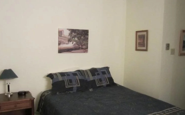 Cedars Inn