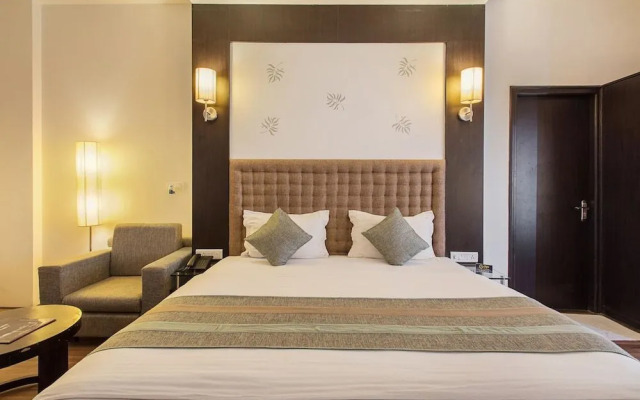OYO 705 Hotel S-57