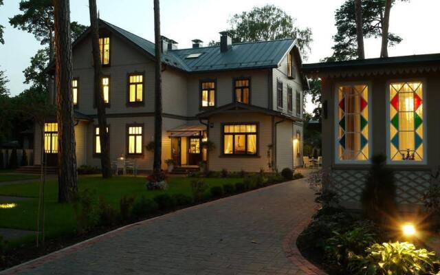 Апартаменты Apartments Livia Юрмала вид на фасад