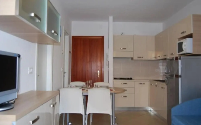 Comfortable Apartment With Pool