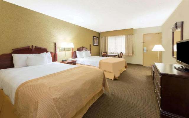 Ramada Plaza Louisville