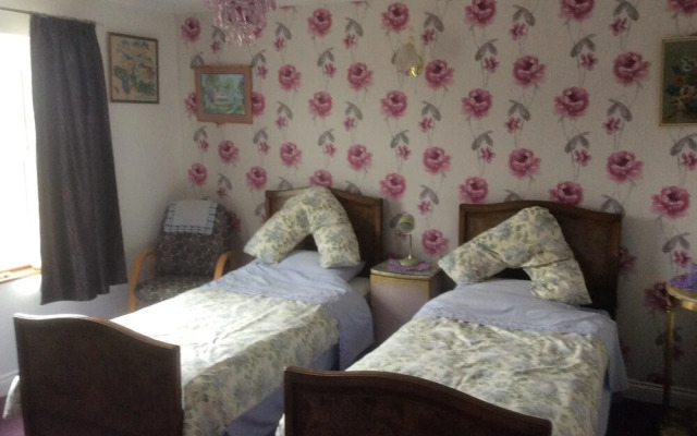 Laurel Lodge