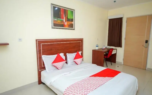 Oyo 322 Maleo Residence Palembang I