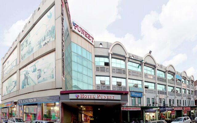 Hotel puneet international вид на фасад