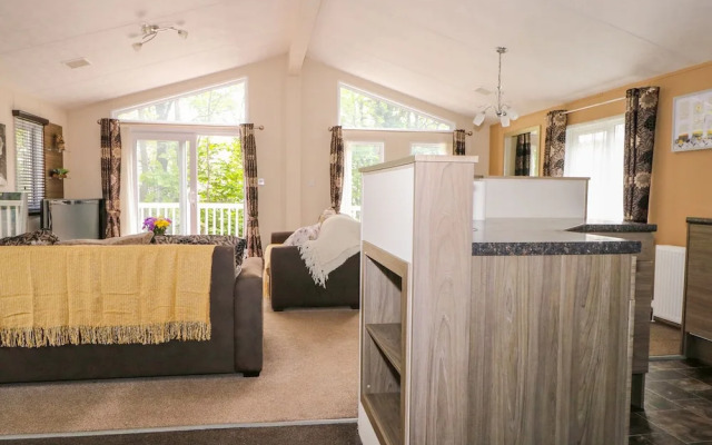 Squirrel Lodge Hazel 6