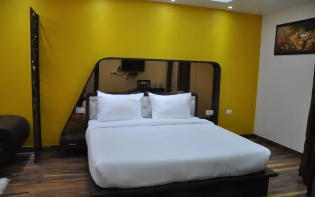 Hotel Only Suites