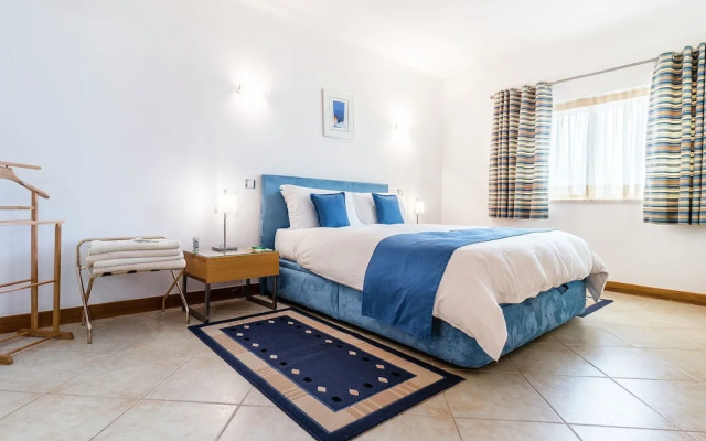 Wonderful Apartment in Lagos with Hot Tub