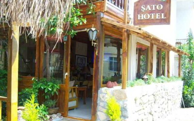 Sato Hotel вид на фасад