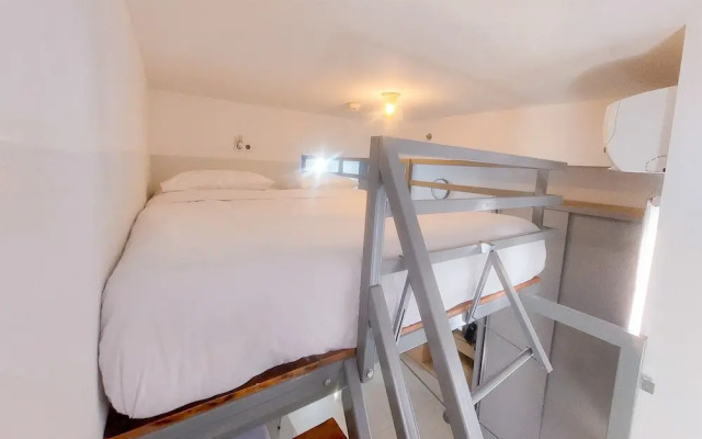 Fully Furnished Studio With Mezzanine Bed At Serpong Garden Apartment