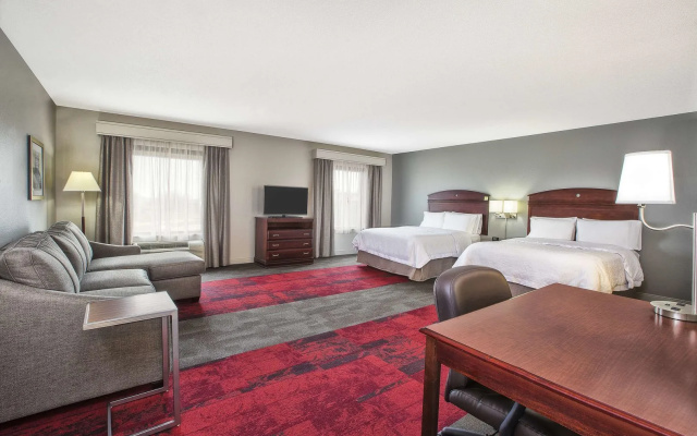 Hampton Inn & Suites Madison-West